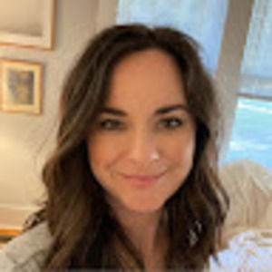 Meet your Posher, Anna booth